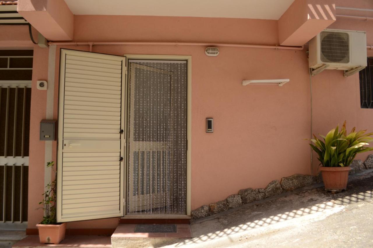 Casa Mare Naxos Flat - Home Holiday Giardini-Naxos Exterior foto
